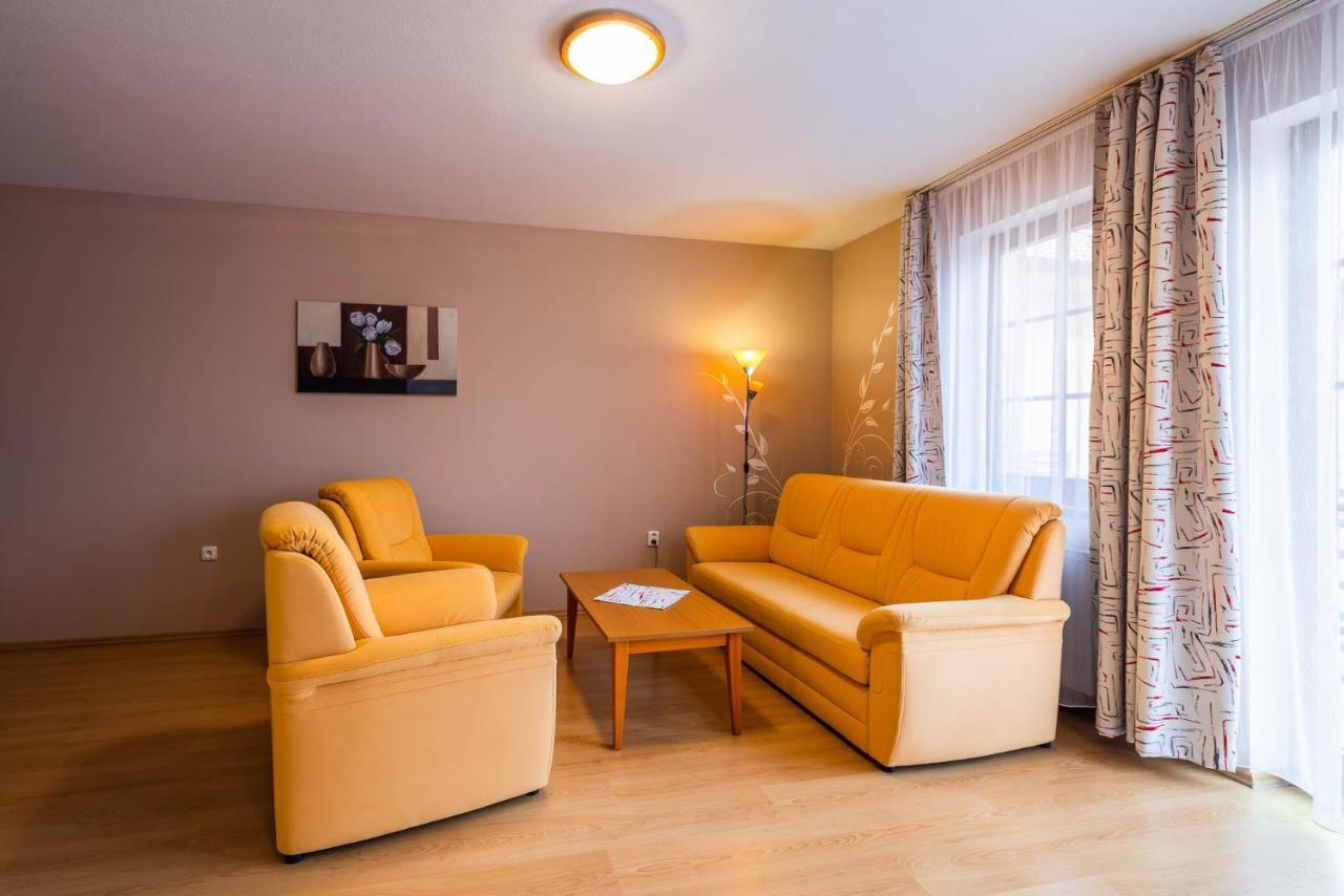Apartman Eliska Trebon Exterior photo