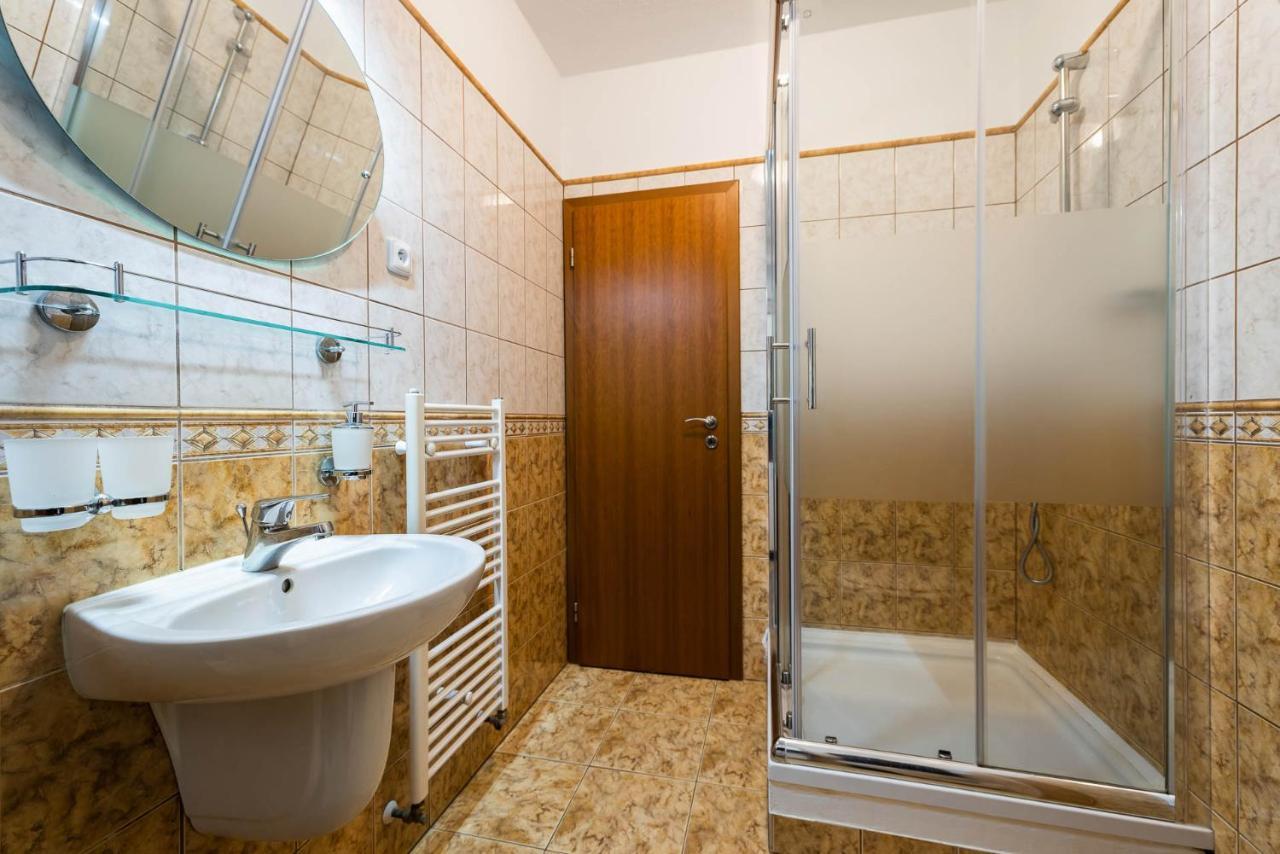 Apartman Eliska Trebon Exterior photo